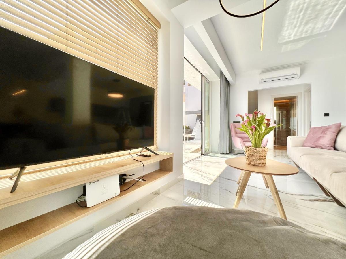 Luxury Villa Barbati Sun With Private Pool By Dadovillas Ngoại thất bức ảnh
